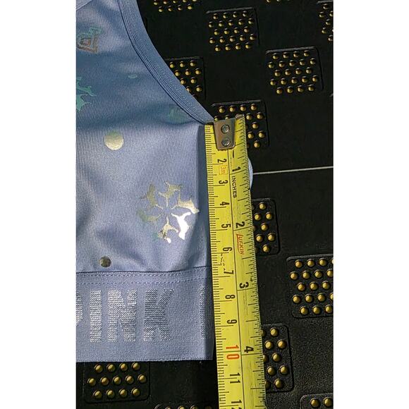 VICTORIA'S SECRET PINK snowflake Ultimate Lightly Lined Sports Bra Size Medium - Picture 6 of 6